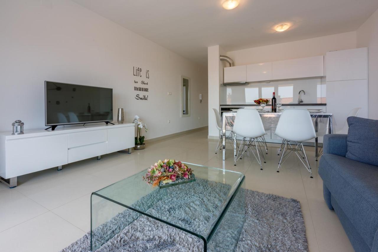 Apartmani Ilicevic Crikvenica Εξωτερικό φωτογραφία